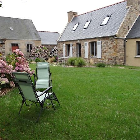 La Fermette De Tregastel, Classee 3 Etoiles Exterior photo